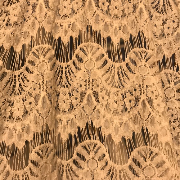 Double Zero Lace Vest - Picture 4 of 5